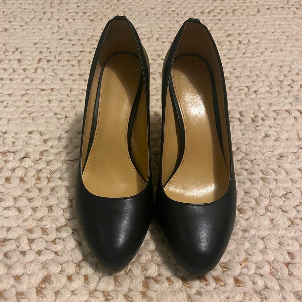 Michael Kors | Black Leather Heels | Size 6